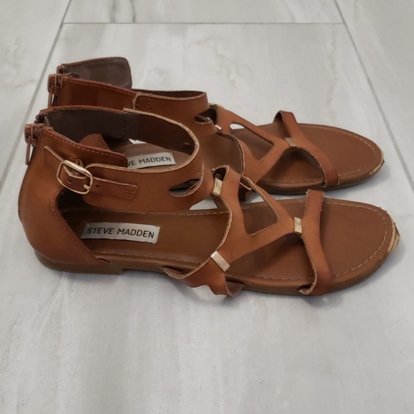 Steve Madden Other - 🍉 HOST PICK Steve Madden Brown Sandals